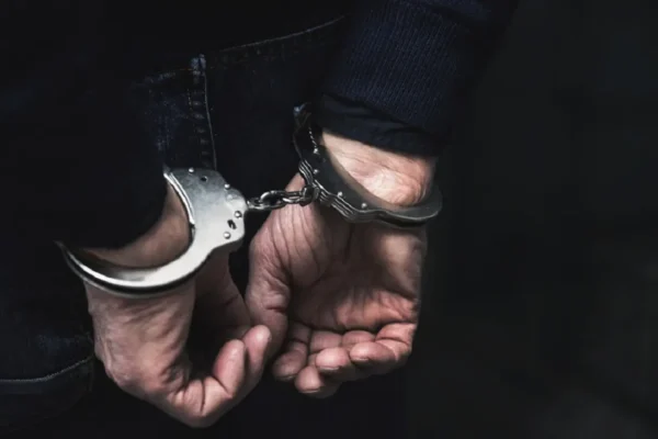 Two held with illicit liquor, other equipment of Rs 30 lakh in Palghar