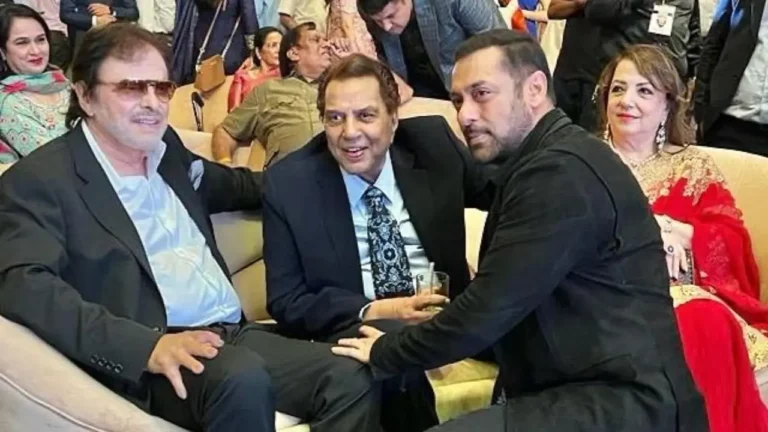 Sanjay Khan recalls mischievous side of Dharmendra from the sets of Haqeeqat