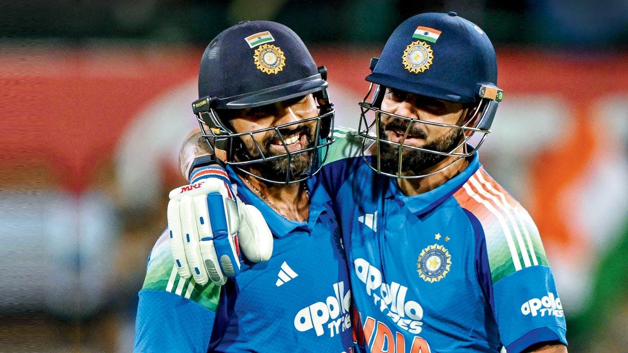New Zealand’s Michael Bracewell Issues Stark Warning: Underestimating Rohit and Kohli is 'Silly'