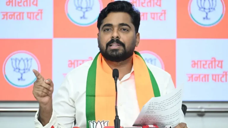 BJP defends MPSC chief amid paper leak row, welcomes his decision to go on leave